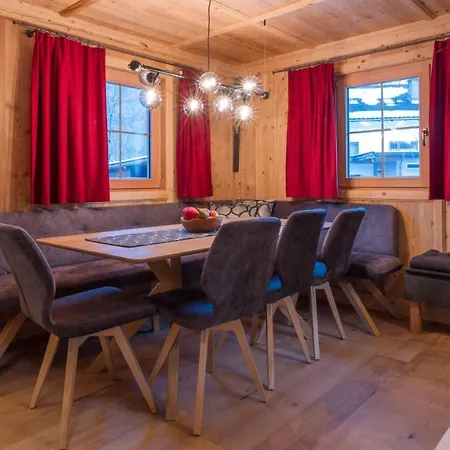 Chalet Fasserhaeusl Im Zillertal - Sauna ,hot Tub, Kamin, Ideal Fuer Familien