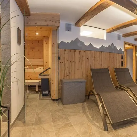Fasserhaeusl -Private Luxury Chalet Mit Hot Tub & Sauna * 유던스