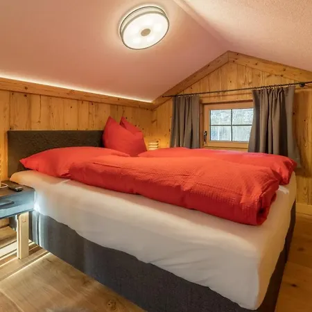 Fasserhaeusl Im Zillertal - Sauna ,hot Tub, Kamin, Ideal Fuer Familien * Uderns