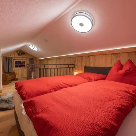 Fasserhaeusl Im Zillertal - Sauna ,hot Tub, Kamin, Ideal Fuer Familien Dağ evi Uderns