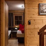 شاليه Fasserhaeusl Im Zillertal - Sauna ,hot Tub, Kamin, Ideal Fuer Familien أوديرنز