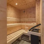 Fasserhaeusl Im Zillertal - Sauna ,hot Tub, Kamin, Ideal Fuer Familien شاليه أوديرنز