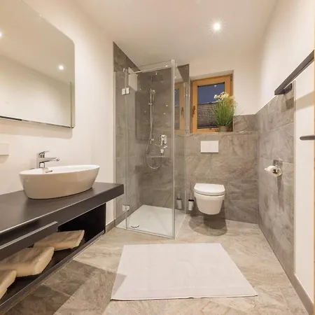 Fasserhaeusl Im Zillertal - Sauna ,hot Tub, Kamin, Ideal Fuer Familien
